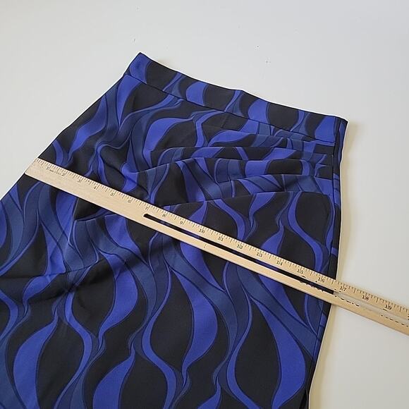 Zara Geometric Print Ruched Satin Midi Pencil Skirt Thigh High Side Slit Retro - Picture 9 of 12